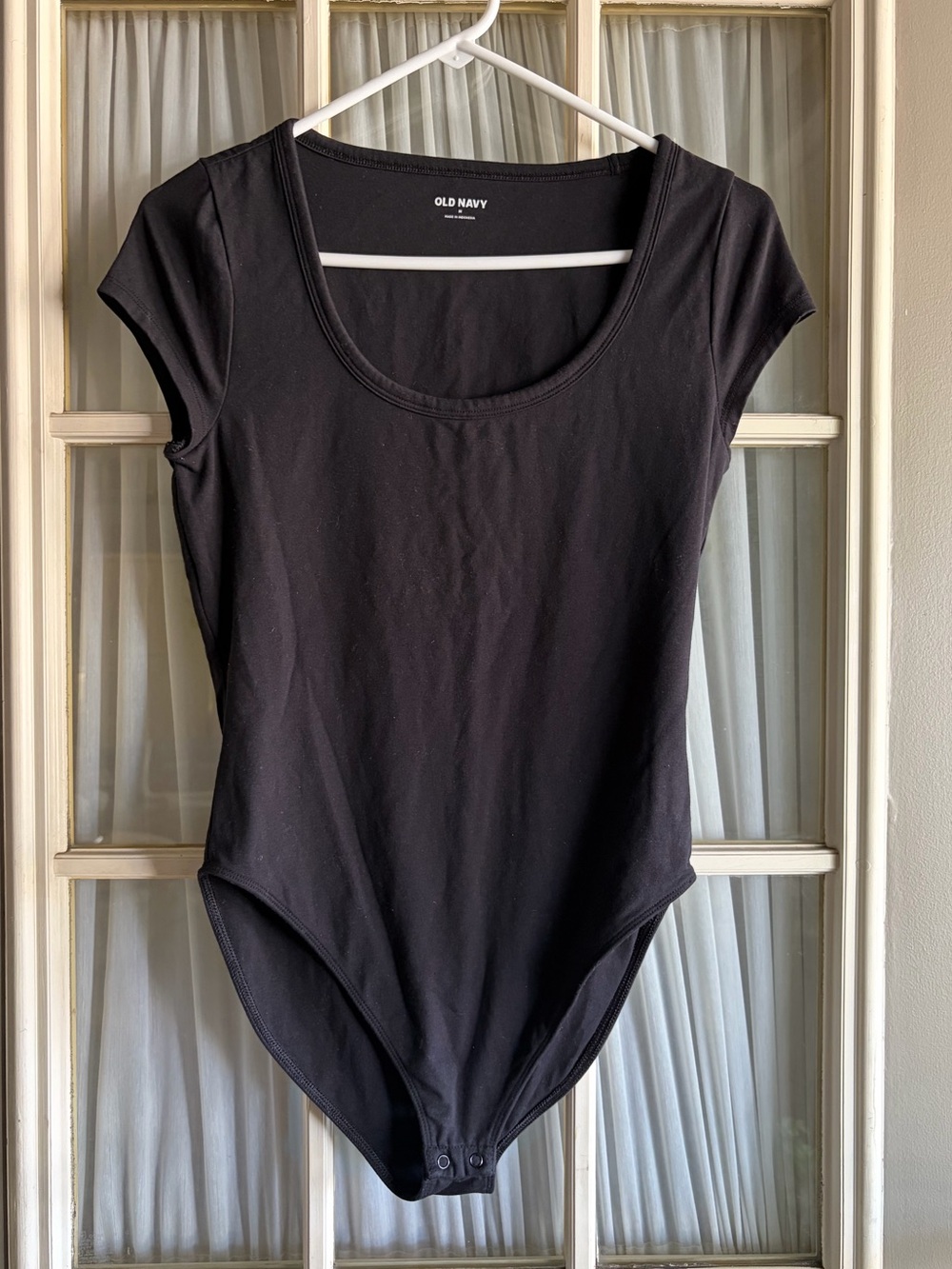 Old Navy Black Double Lined Scoop Neck Short-Sleeve Bodysuit